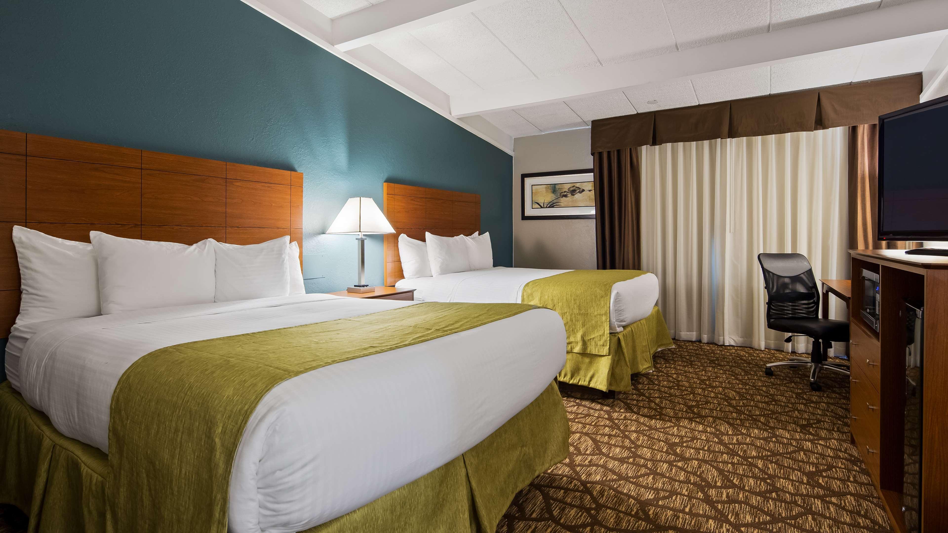 เบสต์ เวสเทิร์น ฮอสปิทาลิตี้ โฮเต็ล แอนด์ สวีท Hotel Cascade ภายนอก รูปภาพ