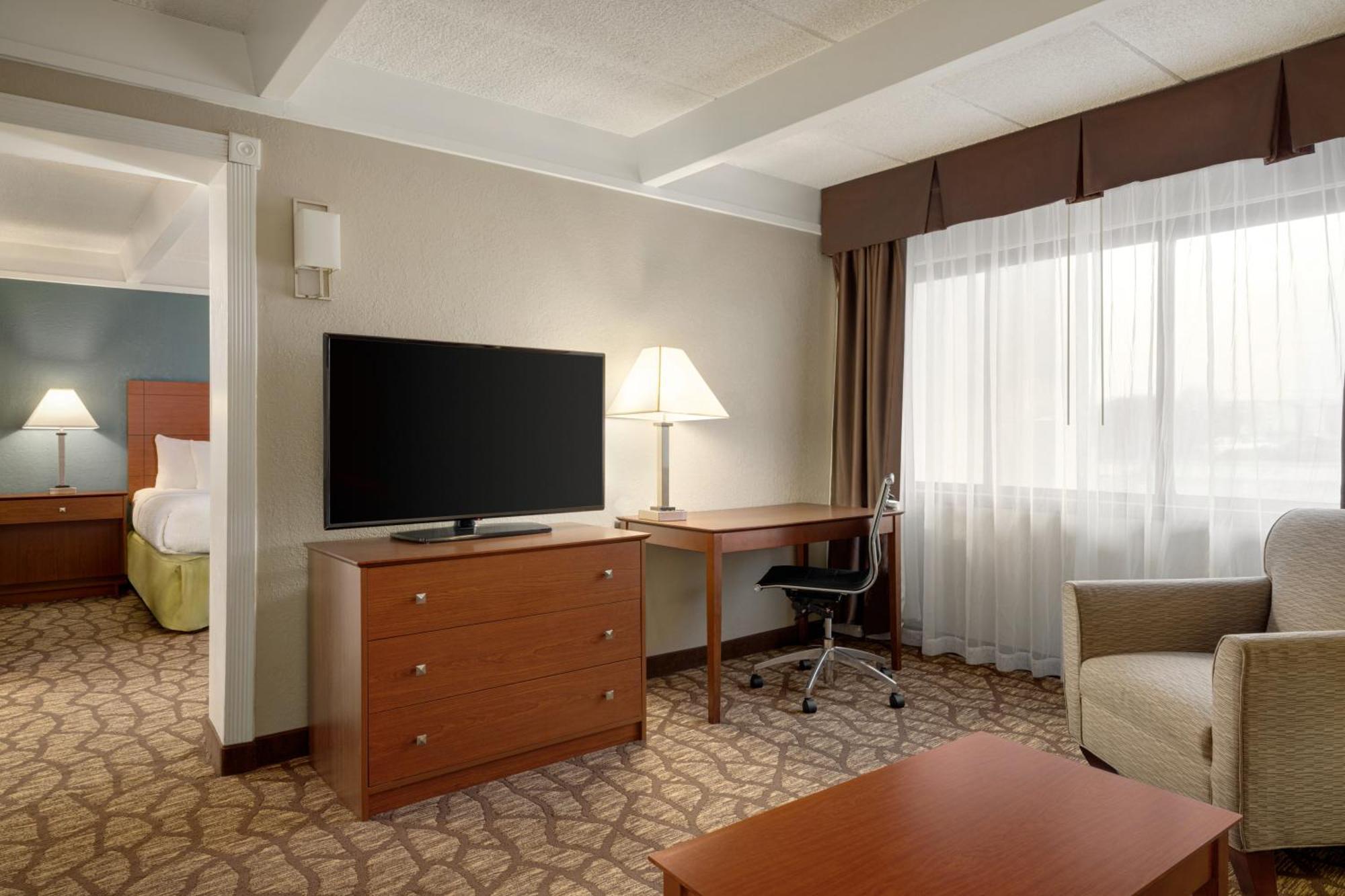 เบสต์ เวสเทิร์น ฮอสปิทาลิตี้ โฮเต็ล แอนด์ สวีท Hotel Cascade ภายนอก รูปภาพ